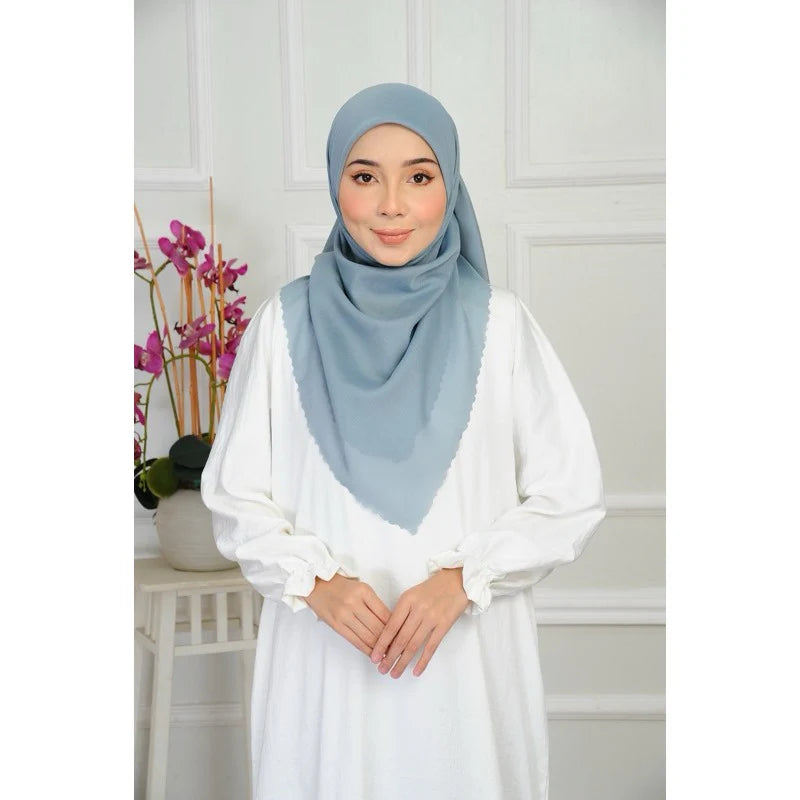 Bawal LaserCut Cotton Plain Bidding 45