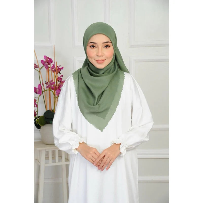 Bawal LaserCut Cotton Plain Bidding 45