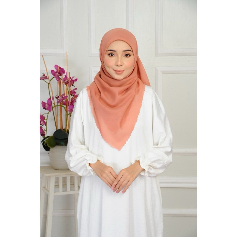 Bawal LaserCut Cotton Plain Bidding 45