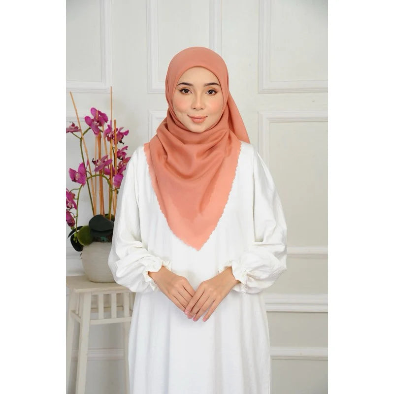 Bawal LaserCut Cotton Plain Bidding 45